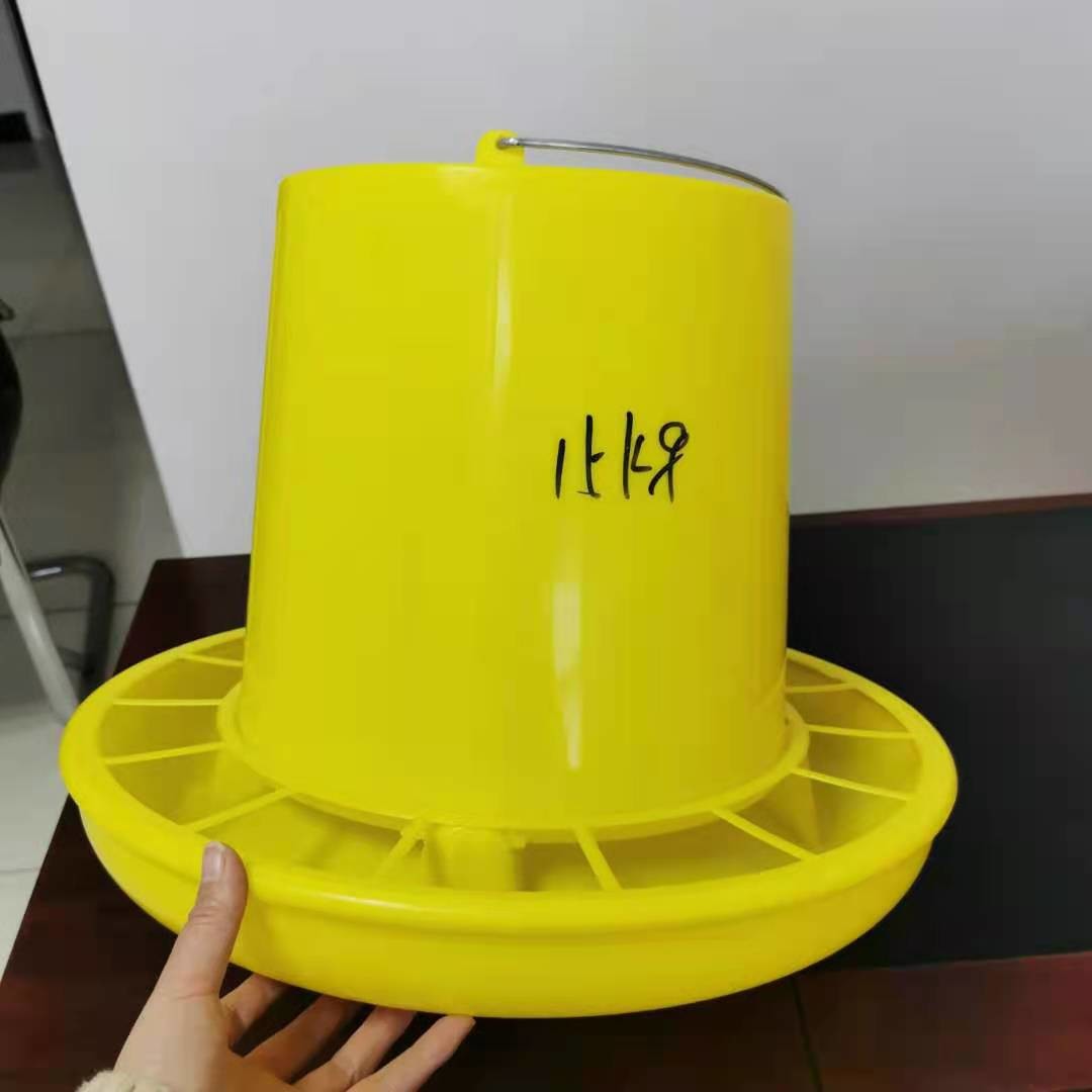 Automatic 15kg Poultry Feeder Drinker Chicken Watering