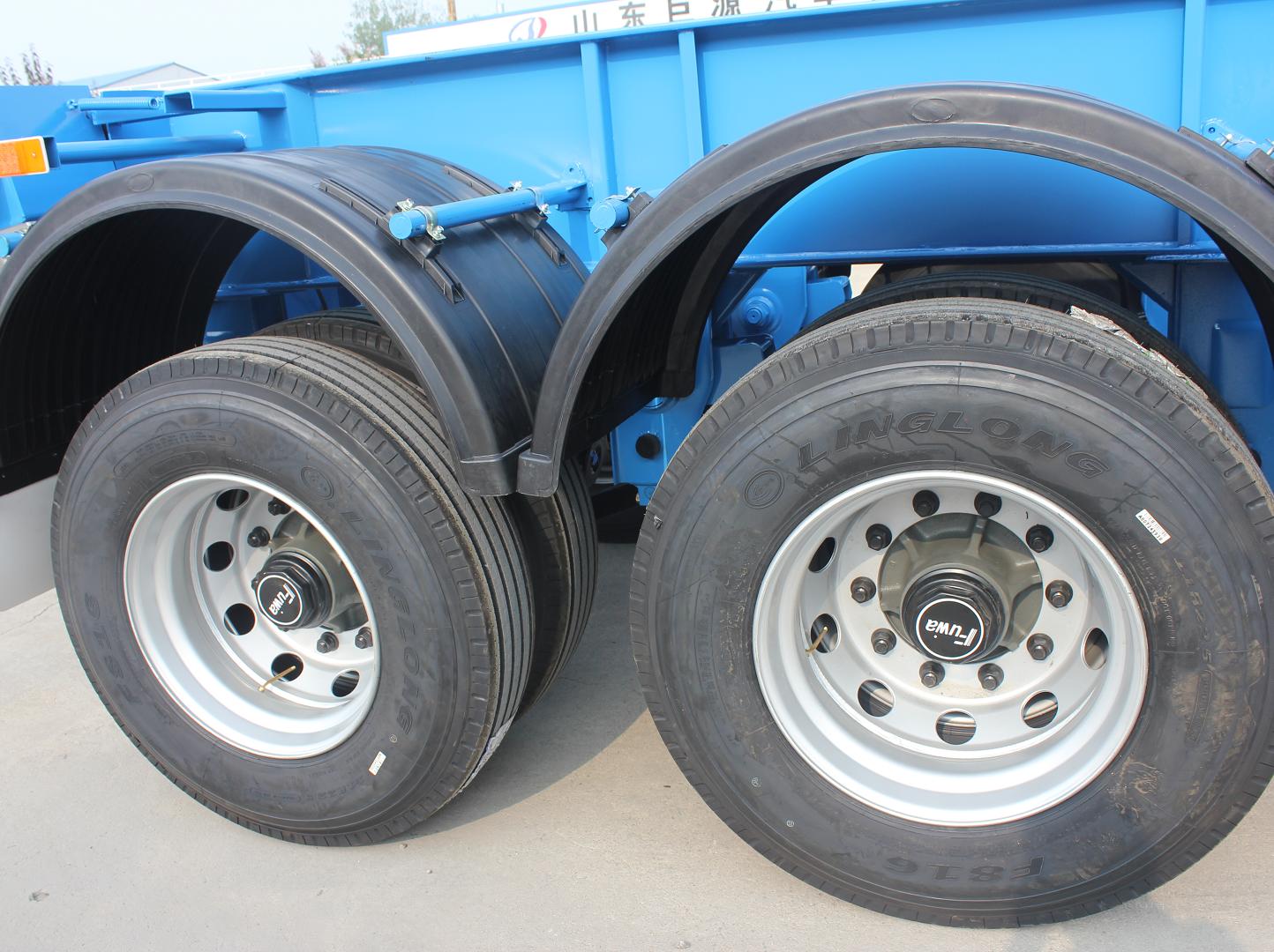 2 Axles Tipping Dump Skeleton 40ft Container Tipper Trailer Chassis for 20ft Container