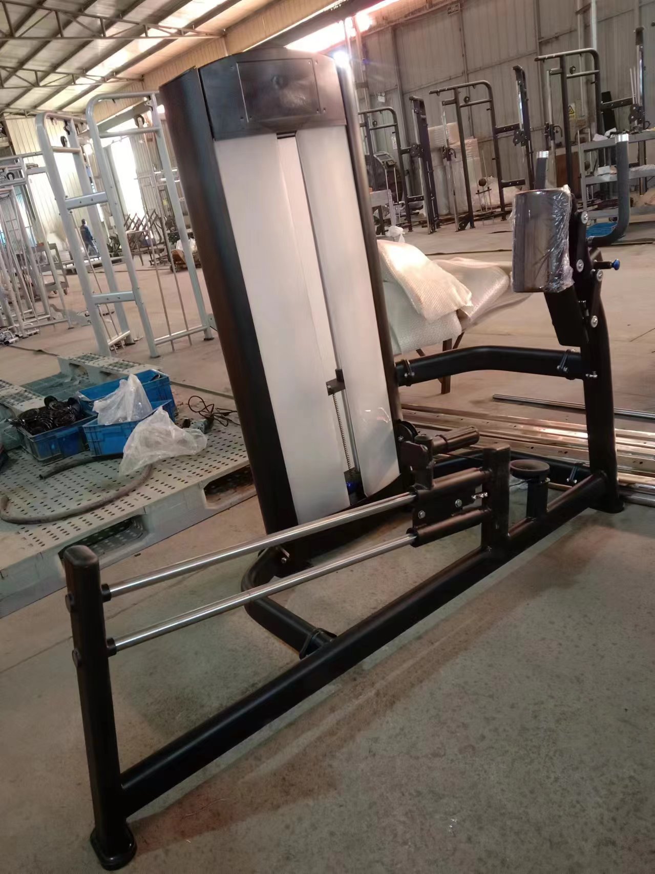 Hot Selling High Quality Commercial Gym Equipment Kickback Glute Machine