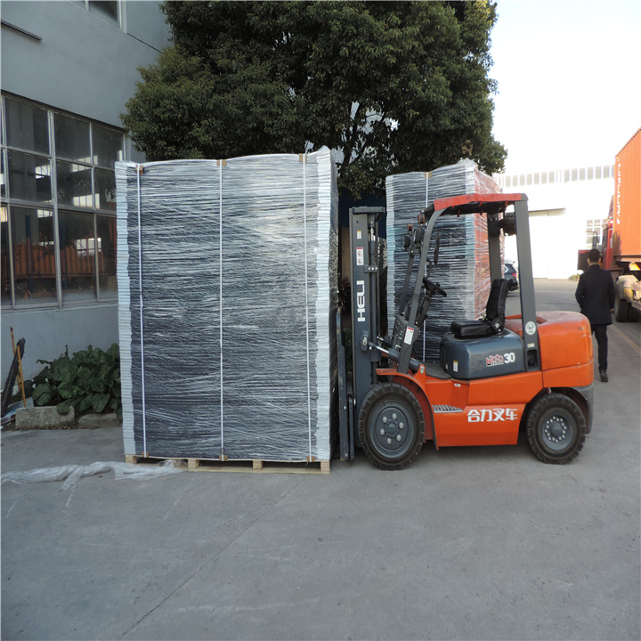 24x18" Reusable White Corrugated Plastic Cardboard