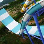Fiberglass Boomerang Water Slide Adults Aqua Play Equipment For Water Playground