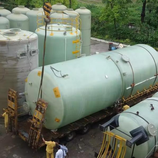 Horizontal FRP Storage Tank Fiberglass Container For Water Oil Gasoline Acid