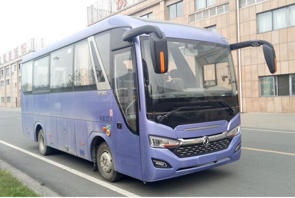 32 Seat Diesel Fuel Coach Bus With Automatic Transmission And Euro 3 Emission Standard