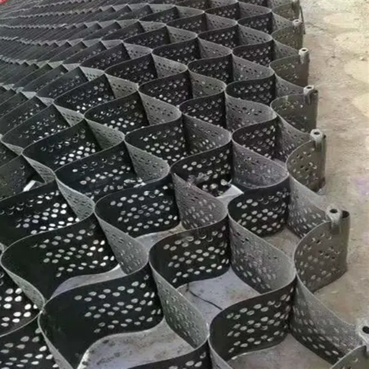 WELDING DISTANCE 330mm-1000mm HDPE Geocell for Erosion Control and Road Stabilization