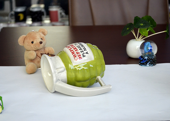Gift Grenades Shape Creamic Eco Friendly Coffee Mugs / Cup For Advertising