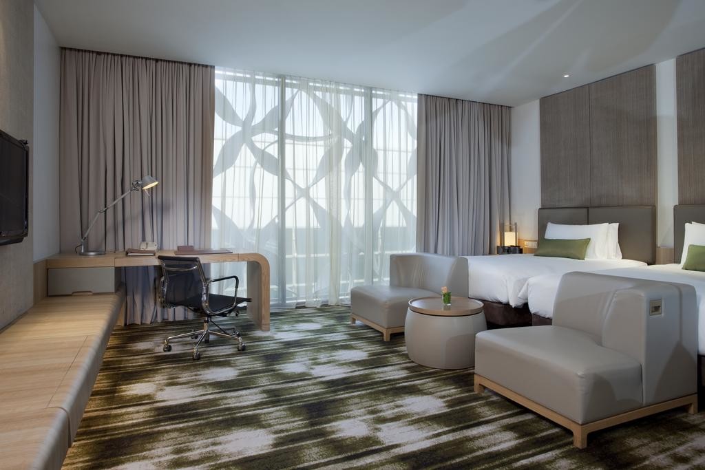 Fashion design of Apartment Hotel Room Natural Oak wood Bed and Lounge Bench Sitting Furniture