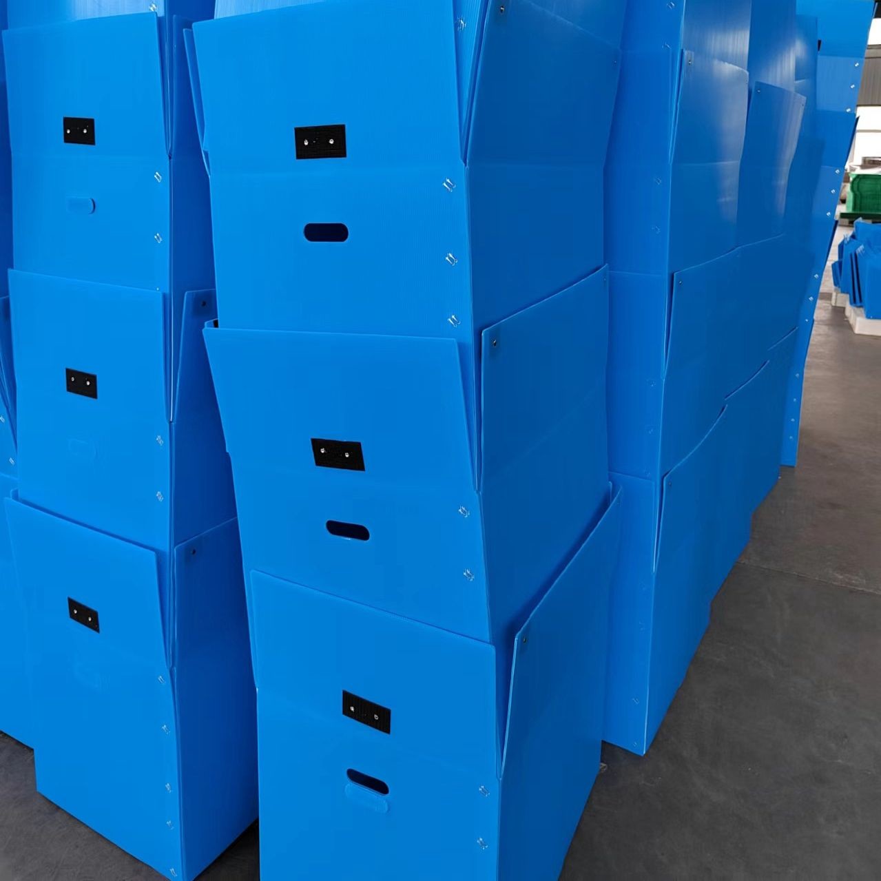 2mm Lightweight Packing Plastic Turnover Box Corrugated Plastic Totes