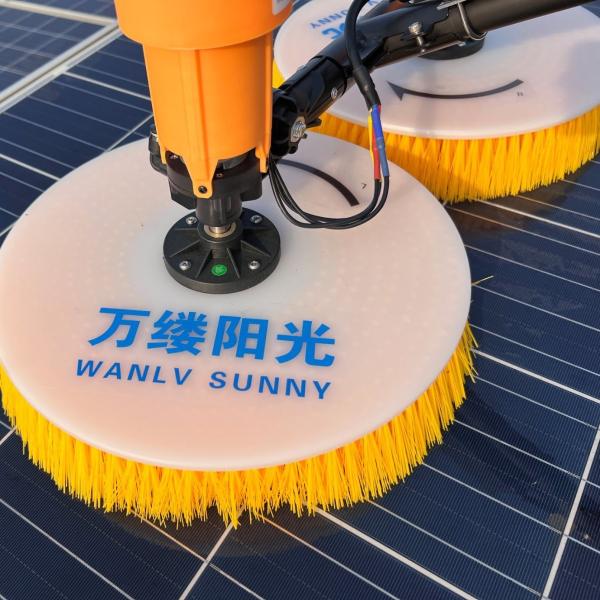 Water Fed Pole Solar Panel Cleaning Brush for Photovoltaic Farms Windows Glass