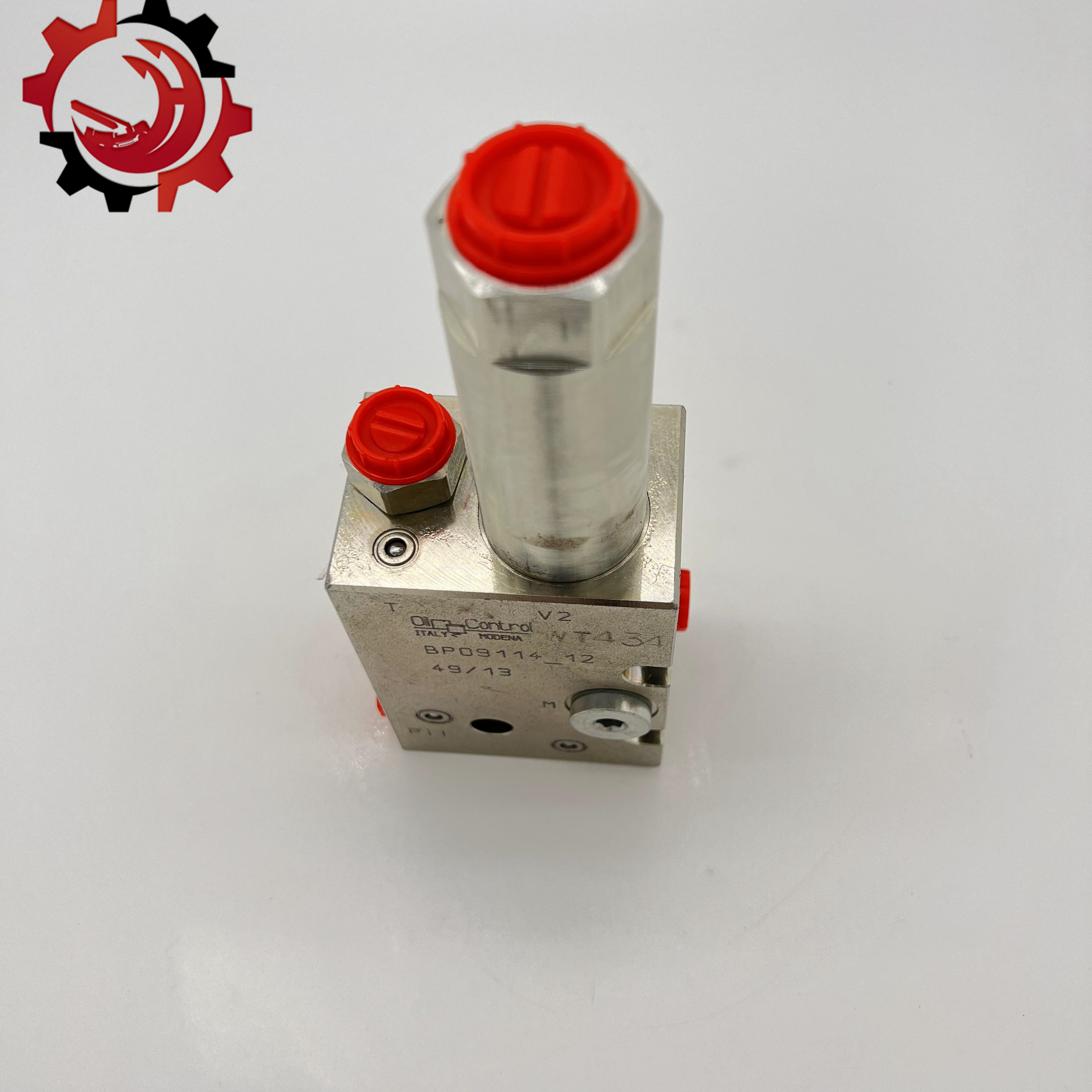 F2599 Counterbalance Hydraulic Oil Control Valve For Concrete Pump