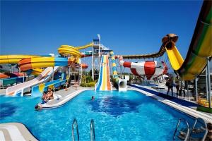 Wholesale OEM Kids Outside Amusement Swimming Pool Ride Fiberglass Water Slide from china suppliers