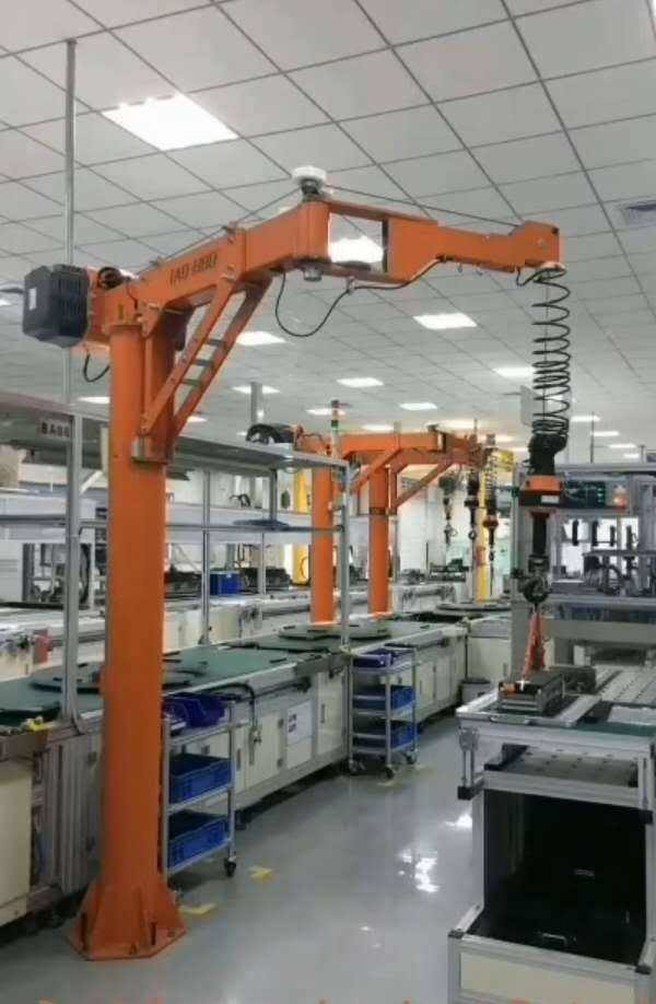 250kg Cantilever Electric Jib Crane Light Duty For Factory Maintenance Rotation Angle