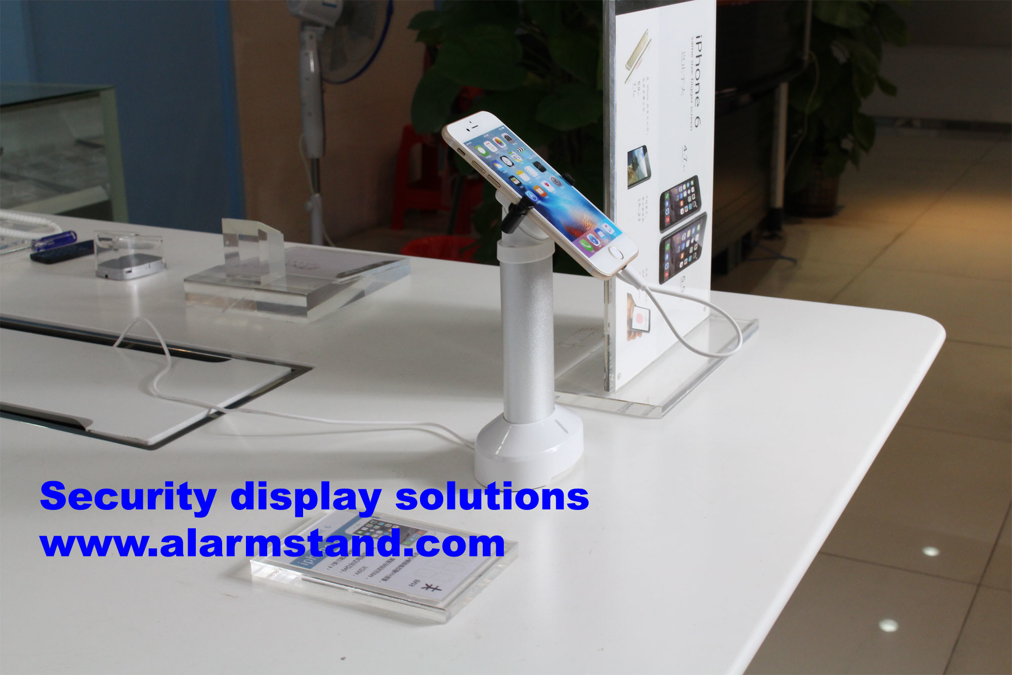 COMER security alarm smartphone cable lock counter display with high anti-theft gripper locker