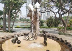Wholesale OEM 4.8m Length Modern Outdoor Bronze Garden Sculpture from china suppliers