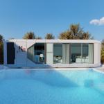 Luxury Modern Prefabricated Capsule House With Balcony Galvanized Steel Frame 11