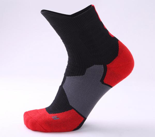 Personalised Custom Sports Soccer Socks ，Comfortable Running Socks With Ankle