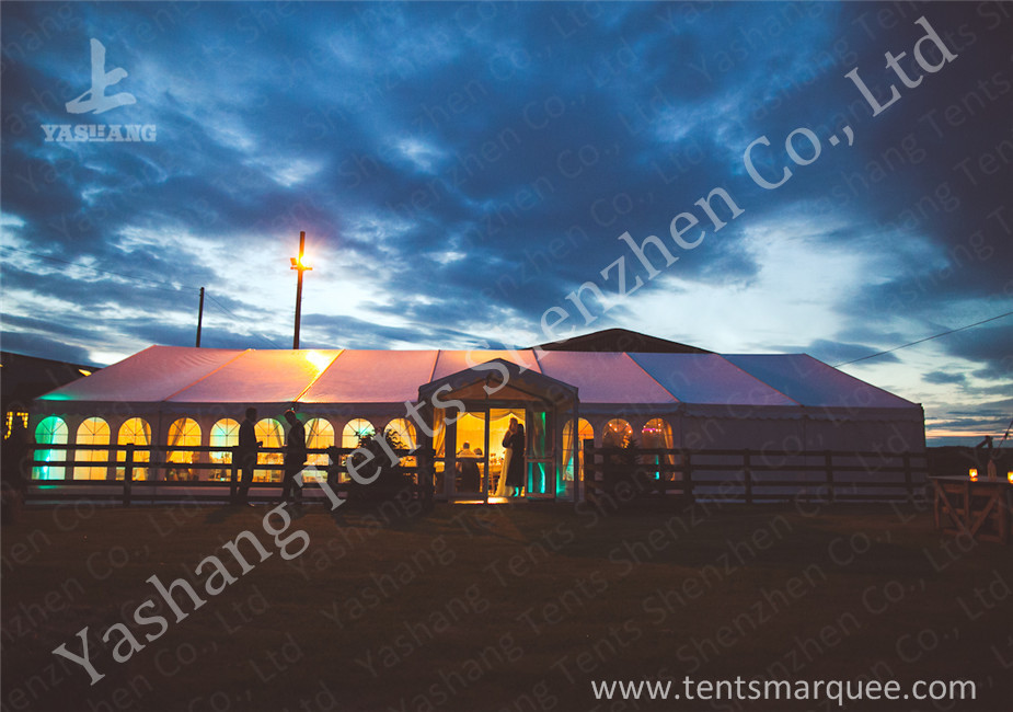 White Fabric Cover Hard Aluminum Garden Party Marquees with Enterance Walkway