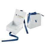 Durable White Gift Boxes With Magnetic Lids Jewelry Packaging Box