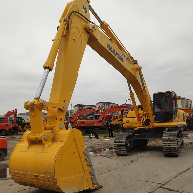 40 Ton Komatsu PC 200 Excavator Used Original Digger with Cylinder Diameter 125x150mm