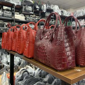 Wholesale 32x28x15cm Artificial Leather Fabric , Microfiber Crocodile Leather Bag from china suppliers