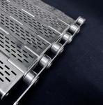 Stainless Steel Perforated Plate Conveyor Belt Transporting Food