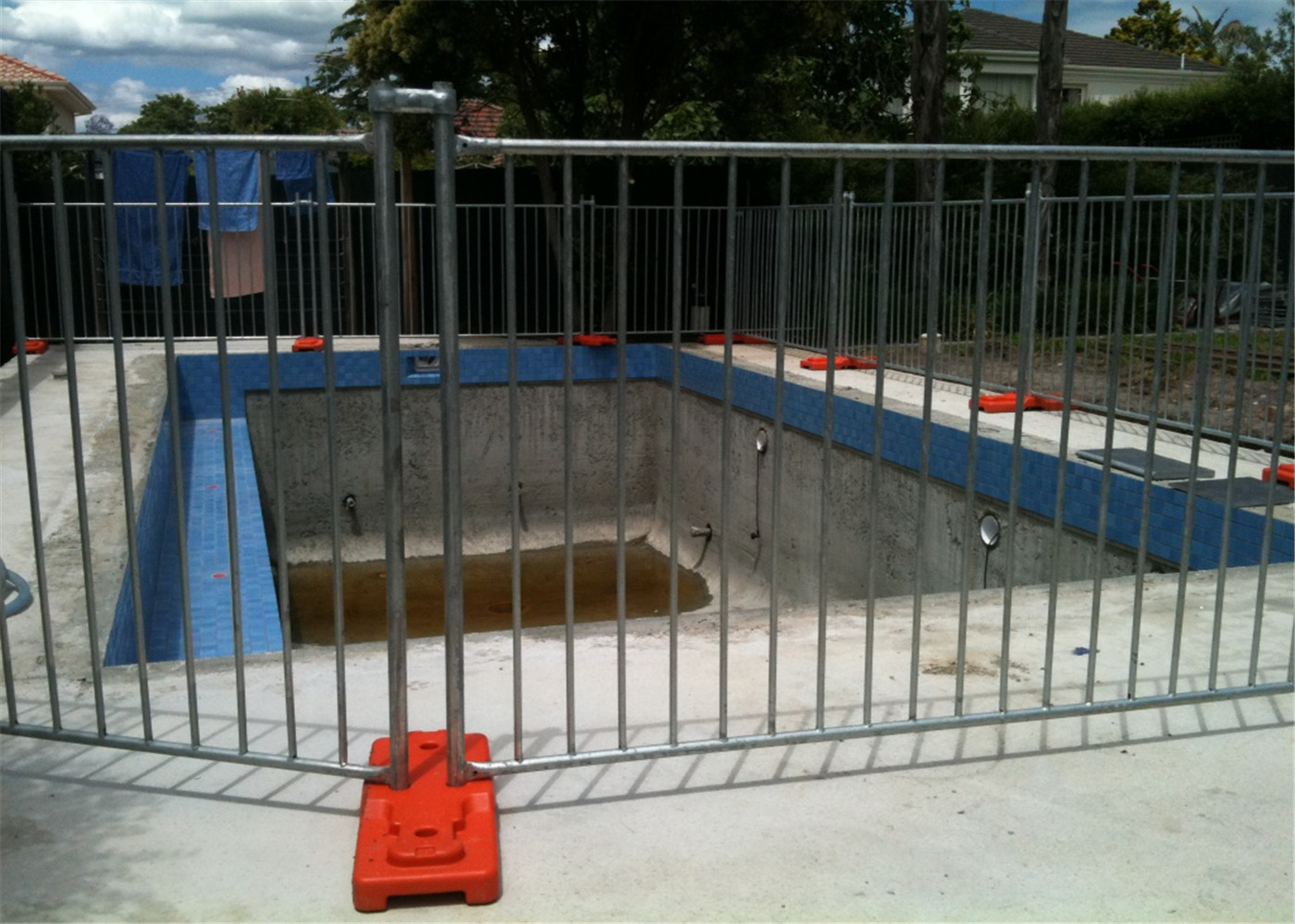 Customized Retractable Pool Safety Fence / Temporary Mesh Pool Fencing