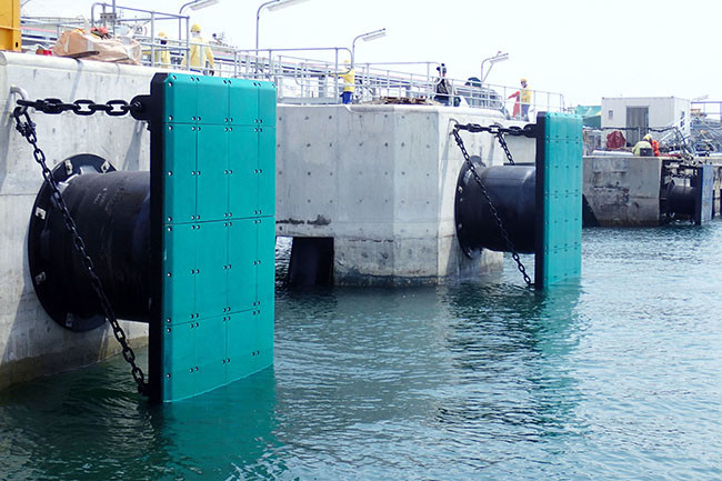 Industrial Grade Cell Rubber Fender Marine Fenders Mooring Fenders