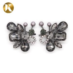 Wholesale Bee Shaped Popular Rhinestone Shoe Buckle Nickel / Black / Gold Color from china suppliers