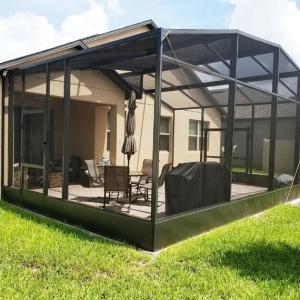 Wholesale UV Protected PVC Fiberglass Fiberglass Pool Screen in Charcoal Black from china suppliers