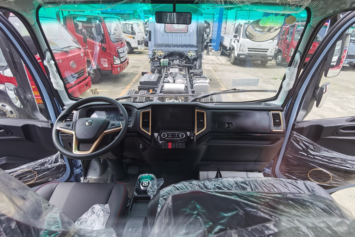 Hybrid Electric Cargo Truck 4x2 Ev Cargo Truck Automatic Transmission