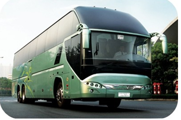 60 Seater Luxury Model Coach Bus with Dongfeng Dona Axle and 298/80R22.5 Tyres at Best
