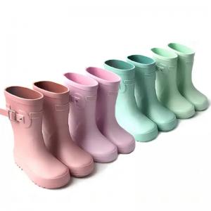 China Wellington Style Waterproof Rain Boots Cutsom Color Half Tube Rubber on sale