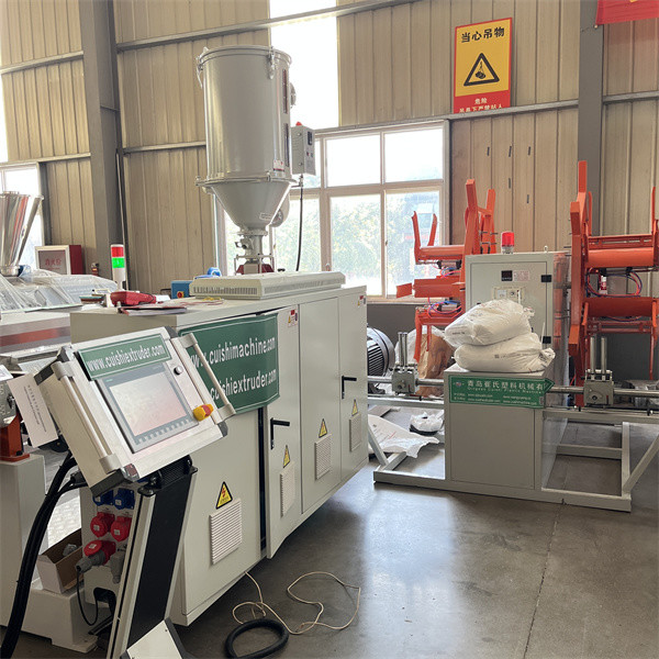 Water Cooling Pipe Extrusion Machine With ABA/ABC Structure Plastic Extruder Machine