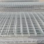 Q235 Low Carbon Serrated Steel Grating Anti Slip Bearing Bar 914mm Length