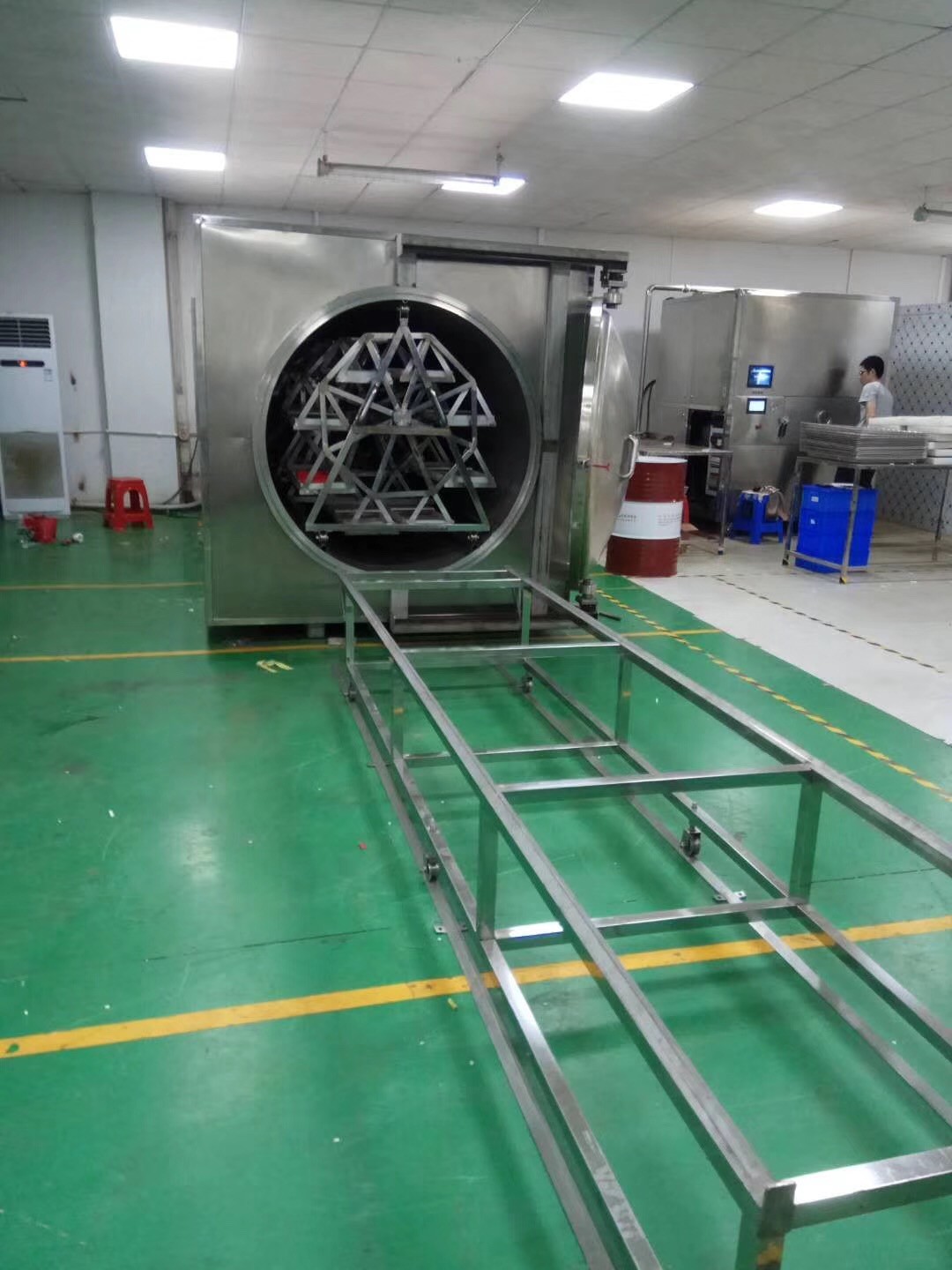 3KW Stainless Steel Microwave Vacuum Dryer Medicines Industrial Microwave Batch Oven