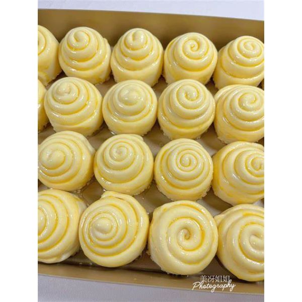 Stainless Steel Accessory Machine 5-8 Tray/Mins Automatic Egg Brushing Machine