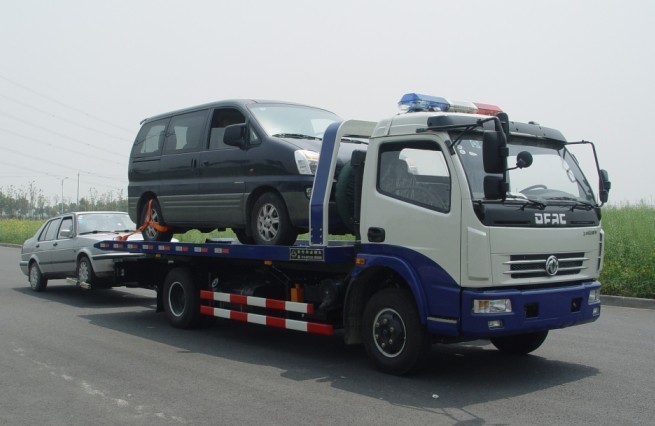 Lifting Capacity 5 Ton Road Wrecker Tow Truck With Power Steering
