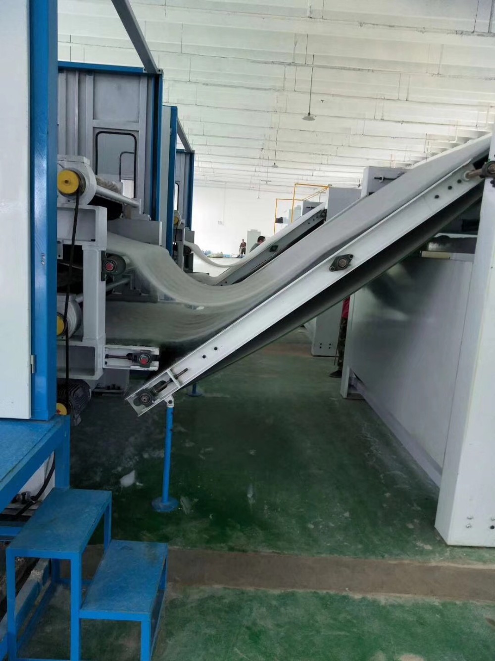 Thermal Bonding Polyester Nonwoven Machine Mattress Oven Wadding Large Capacity