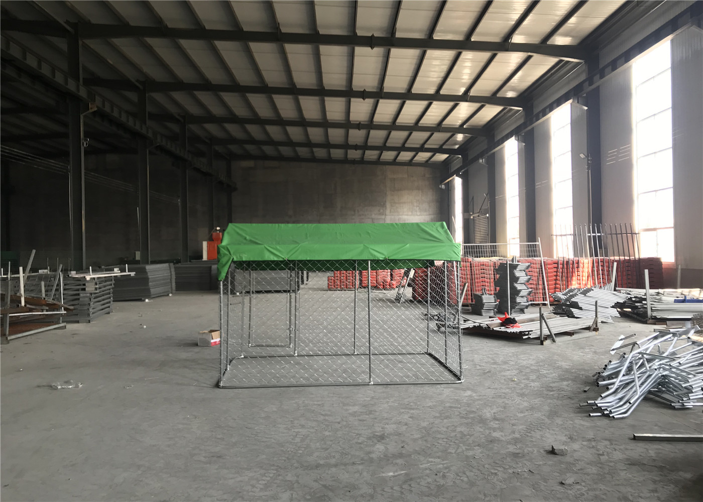 7.5ft x 7.5ft x 6ft chain mesh temporary dog kennel fence OD 32mm pipes galvanized steel temp dog fence