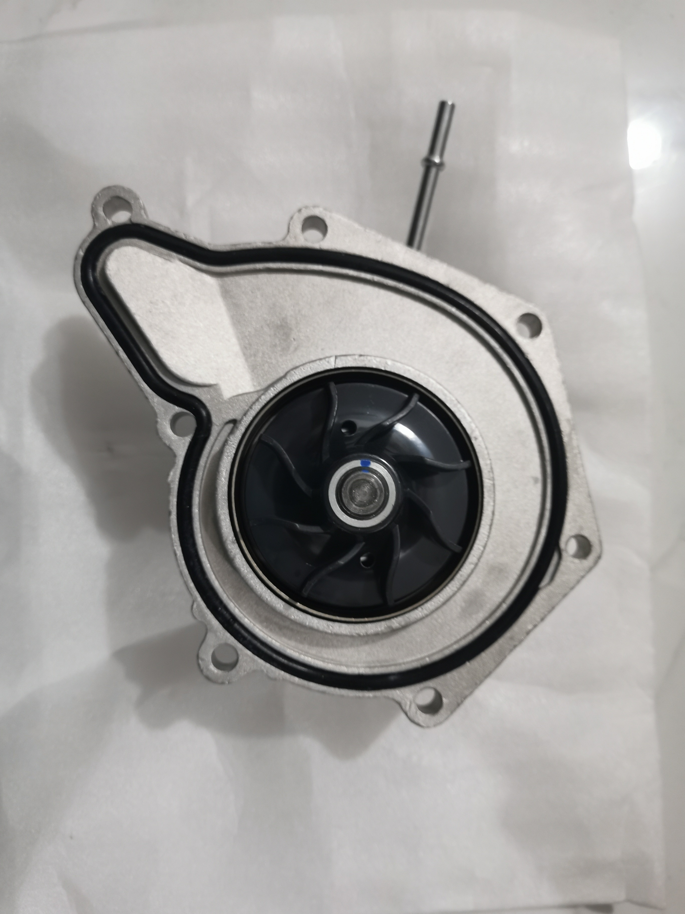 Porsche Auto Coolant Pump 06E121016D 06E121016G 06E121018E