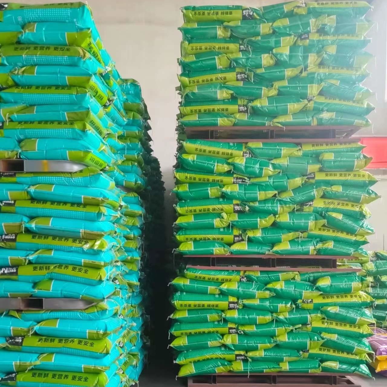 Pr90 Pr70 Raw Material Animal Feed Powder Chicken Plasma Protein Blood Powder