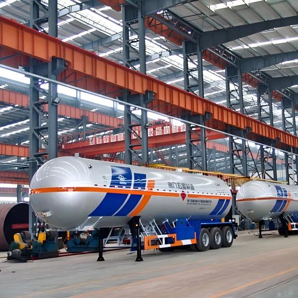 CIMC LINYU 50m3 LPG Tanker Semi Trailer For Gas Transport Truck Truck Trailer -20/50C