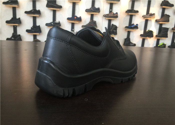 Water Resistant Lightweight Work Shoes , Comfortable Safety Shoes For Miner