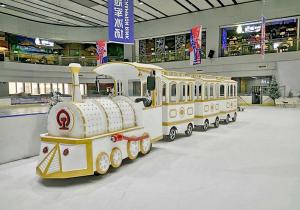 Wholesale Shopping Mall Electric Mini Train For Children Track Less Train 35kw from china suppliers
