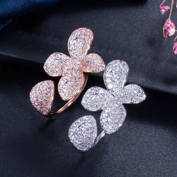 Fashion Flower Finger Ring Band Dazzling Brilliant CZ Stone Flower Ring Setting
