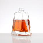 Fashion Design Glass Bottle for Whisky Brandy in Beverage Industrial