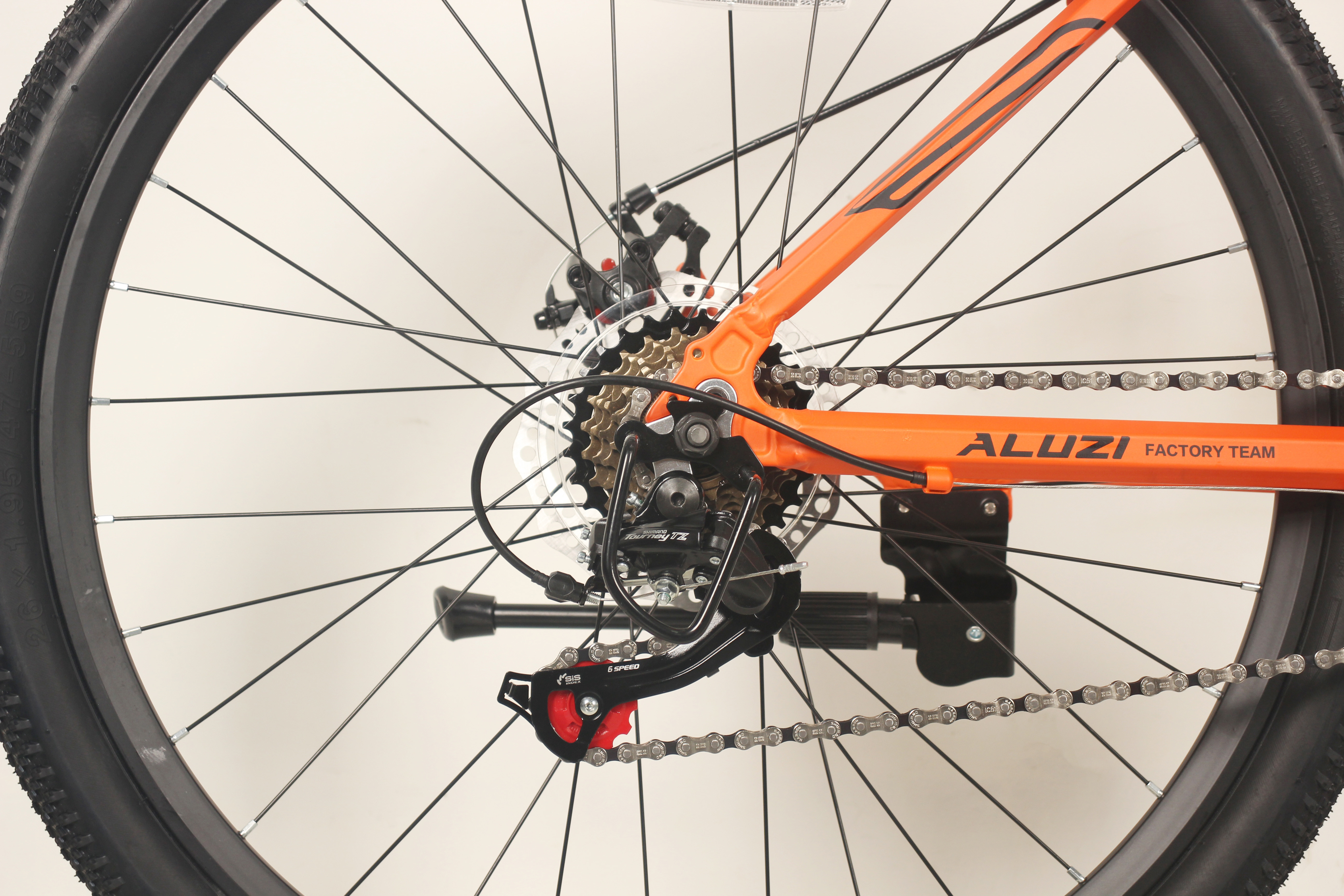 21 Speed Carbon Steel 24 Mountain Bike With Disc Brakes
