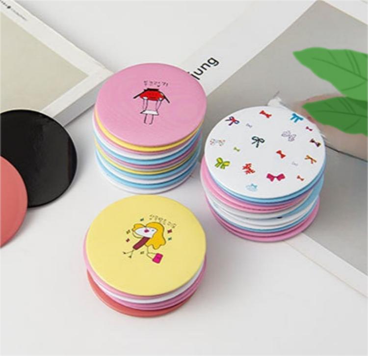 Portable Vanity Cosmetic Mirror Small Round Compact Light for Every Day