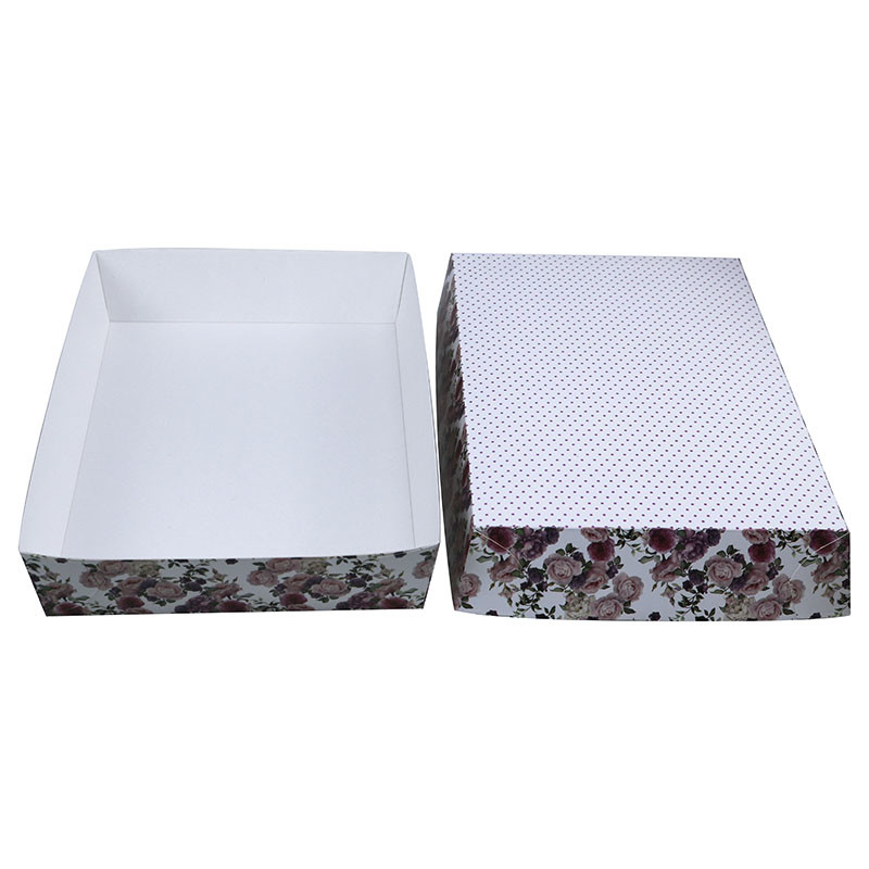 Flexible Decorative Paper Cake Cups Oven Safe Baking Containers