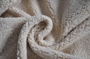 Wholesale Comfortable Cotton Velvet Fabric: Skin-friendly and Soft, Warm and Nurturing from china suppliers