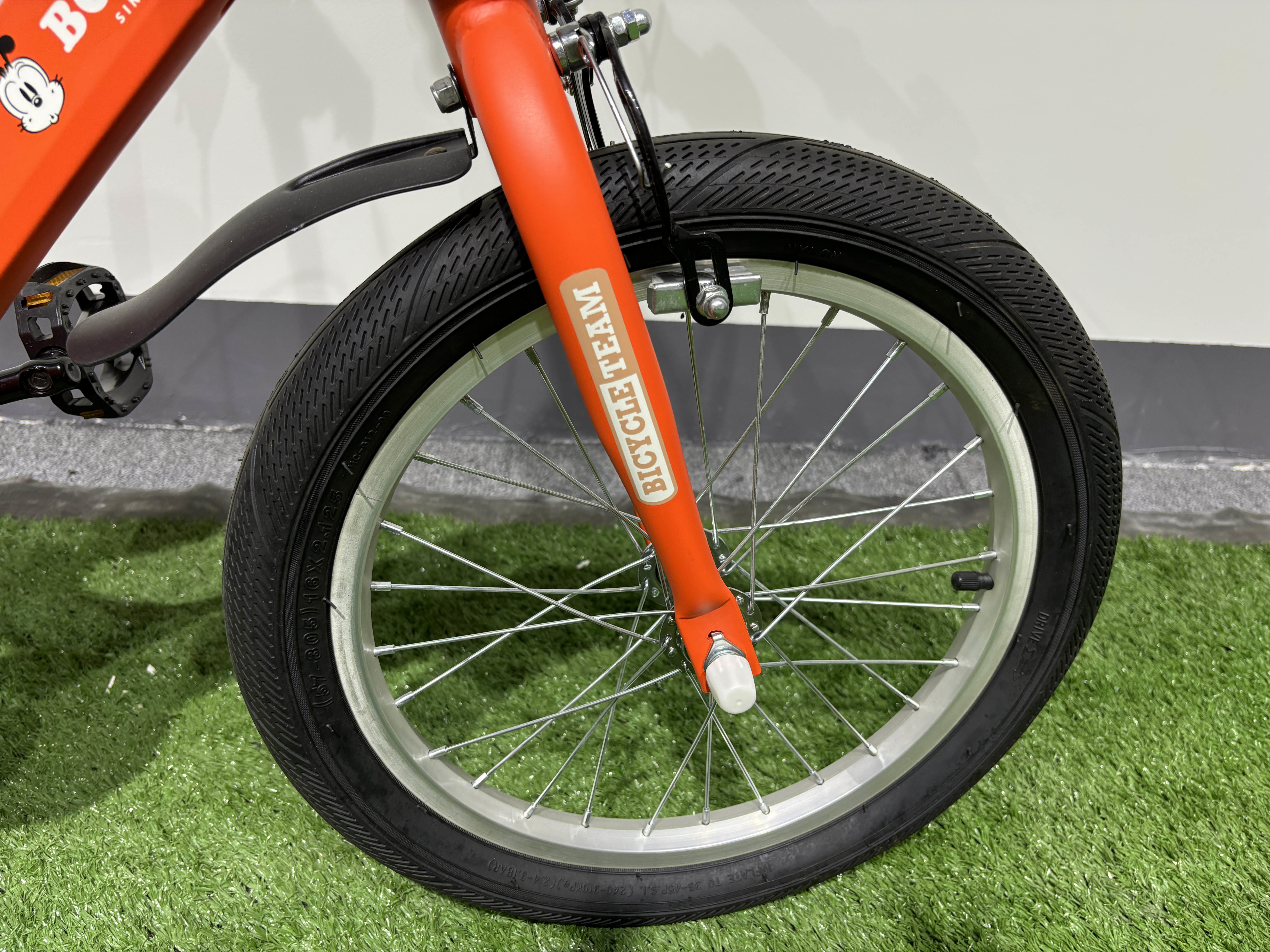 Children Bicycle 16/18 Inch Kids Training Wheel Bike With Pneumatic Tires And Coaster Brake